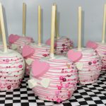 White "Heart Trio" Apple - Mobile